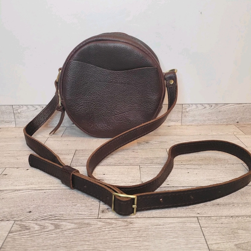 Portland Leather Almost Perfect Small Circle Pebbled Crossbody Bag In Coldbrew